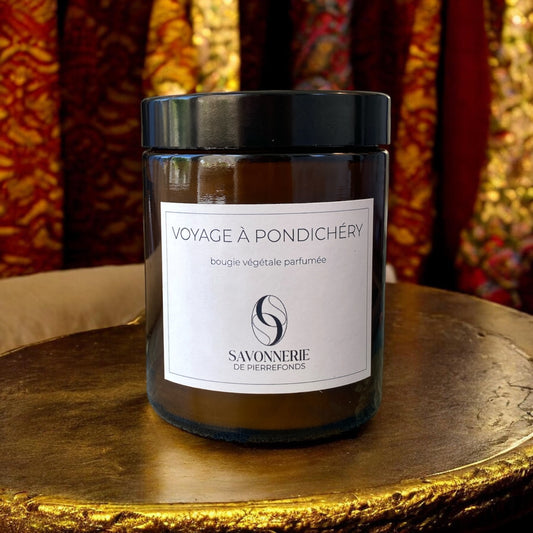 Bougie végétale parfumée "Voyage à Pondichéry"