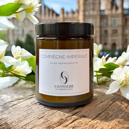 "Cotton flower" candle