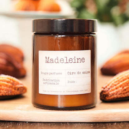 Bougie végétale parfumée senteur "Madeleine"