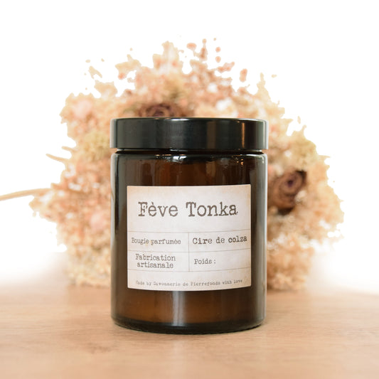 Scented candle "Tonka bean"