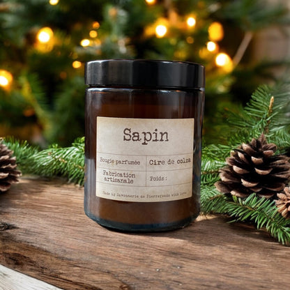 Bougie végétale parfumée senteur "Sapin"