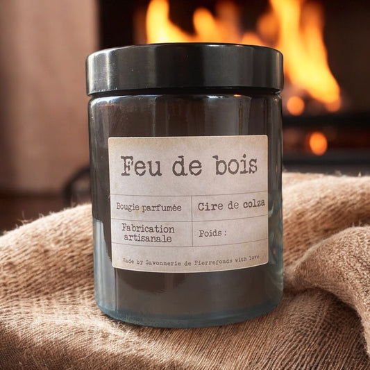 Bougie végétale parfumée "Feu de bois"